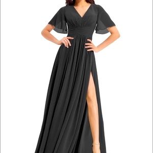 Beautiful bridesmaid dress! Never worn.